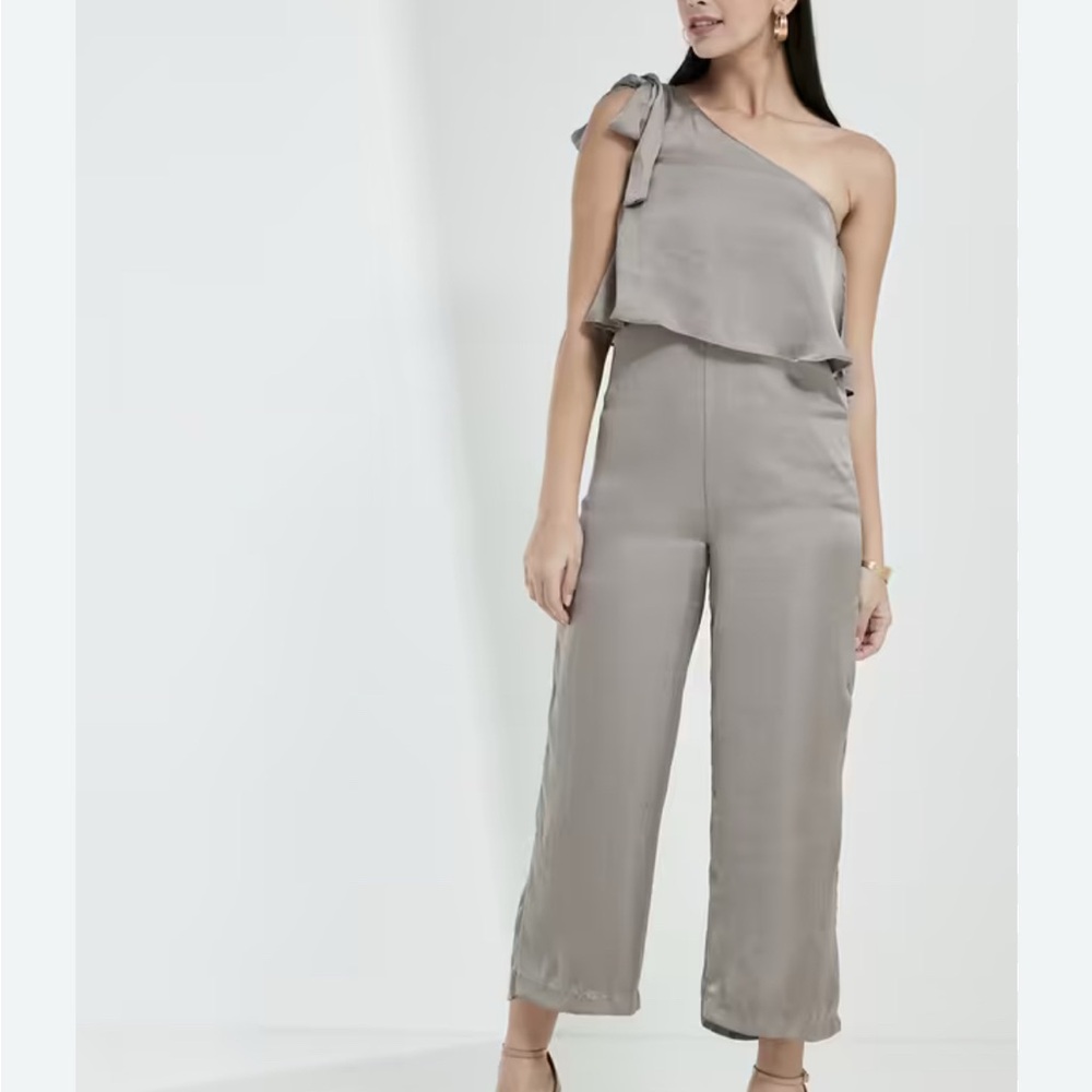 Missguided Gray Jumpsuit with Asymmetrical Neckline and Tiered Design